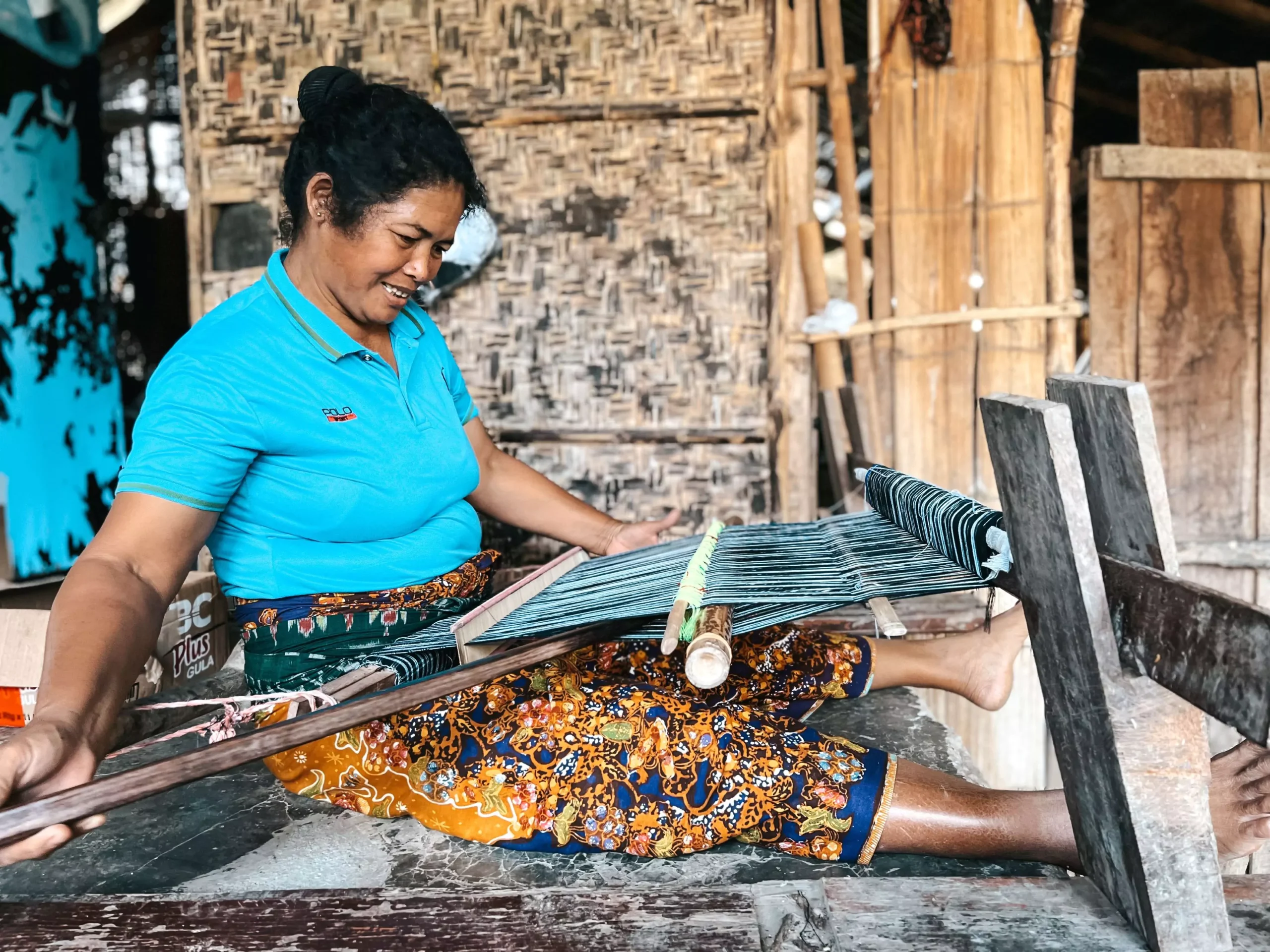 Bali ou Lombok pour l'artisanat ? En circuit sur mesure avec l'agence de voyage MimpiGO, vous découvrirez que les 2 îles ont autant à offrir.