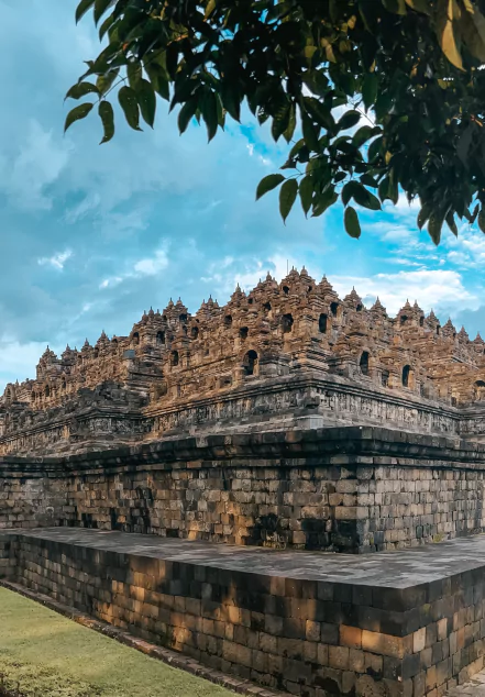 Voyage thématique Culture en Indonésie en excursions privatives et sur mesure avec visites guidées de temples, villages traditionnels et sites sacrés